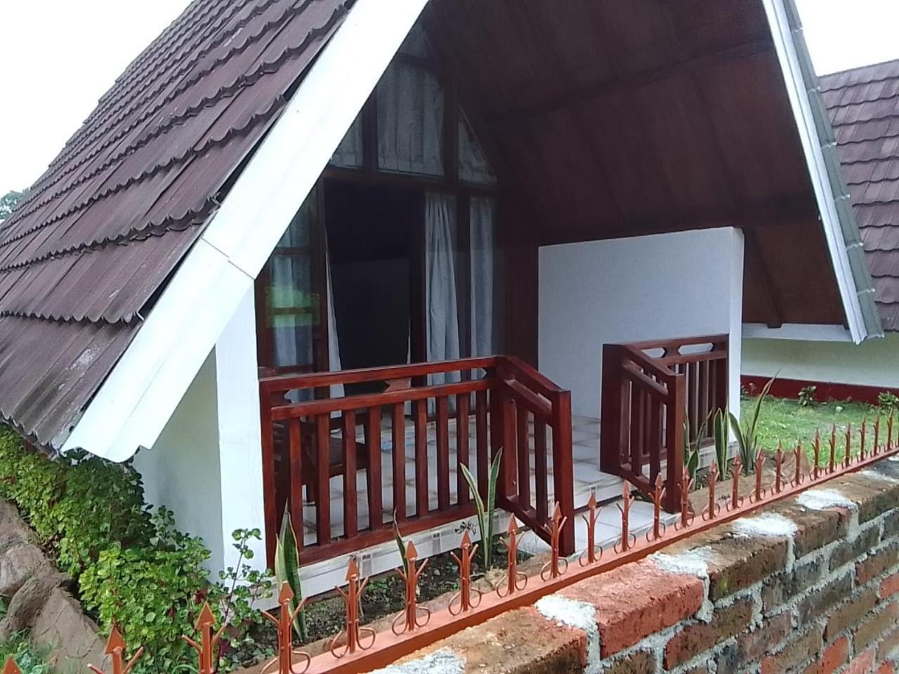 Nan Bungalows Tetebatu Exterior photo